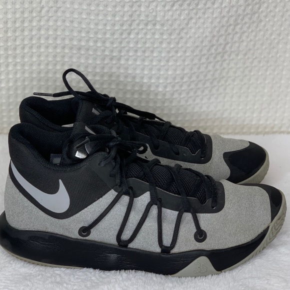 gray kevin durant shoes